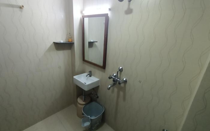 Hotel Triton Sion - Near US Embassy
