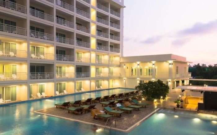 Chanalai Hillside Resort, Karon Beach