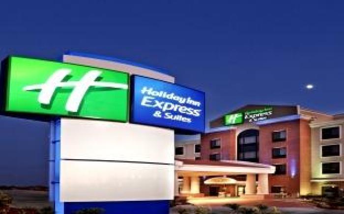 Holiday Inn Express and Suites Calgary University By IHG