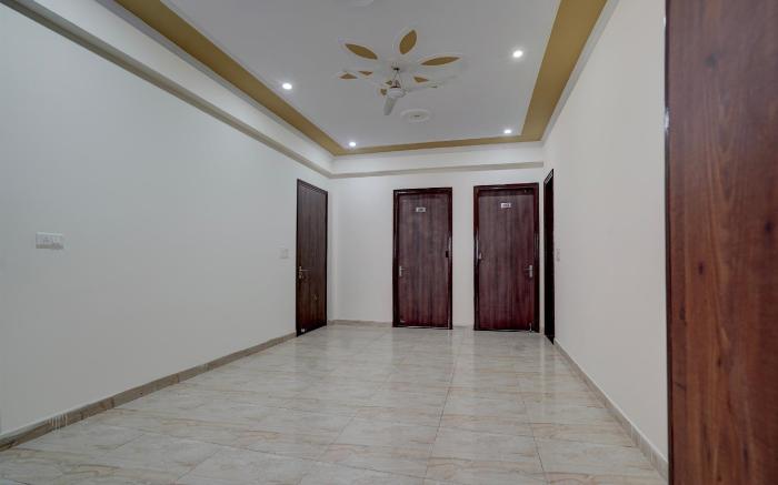 Collection O Sunshine Corporate Suite