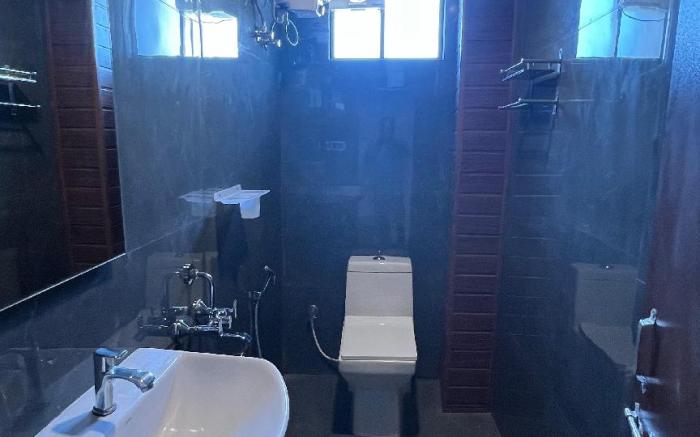 Wild Wings Premium Hotel