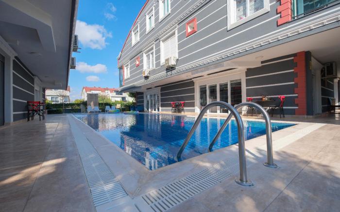 Avullar Palace Hotel