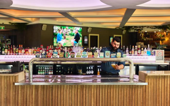 Holiday Inn Warwick Farm By IHG