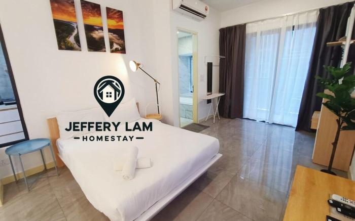 Imperio 2 Pax Poolview B15 - Bathtub Free Parking