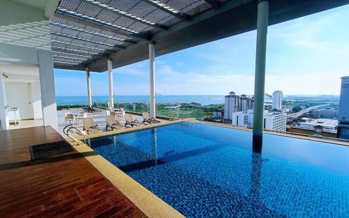 Straits Melaka 1813 Near Mahkota- High Flr/TV Box