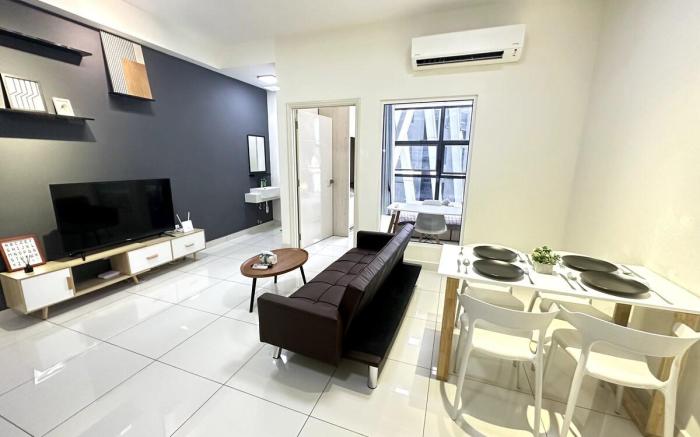 Simple Mont Kiara, 1B1B, 4.5 Pax, Mitec Matrade