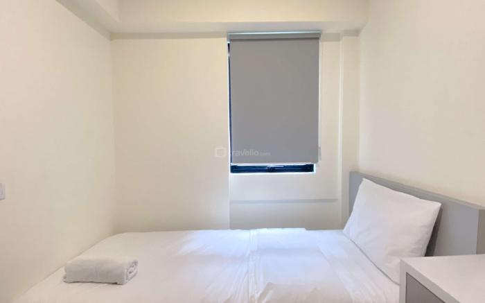 Modern Look & Clean 2BR Meikarta Apt By Travelio