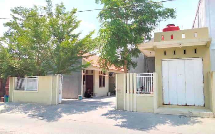 Wisma Mutiara near Alun Alun Demak Mitra RedDoorz