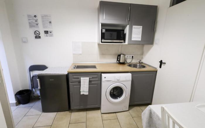 Pest-Port Apartment-ROOM 6