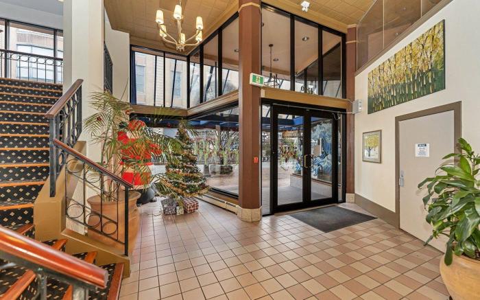Bedford Regency Hotel