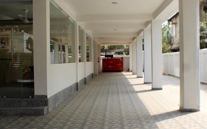 Hotel Crystal Residency