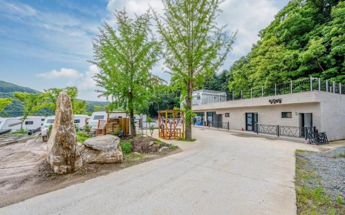 Gapyeong Healing Bridge Camping Site
