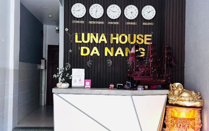 Luna House Danang Hotel