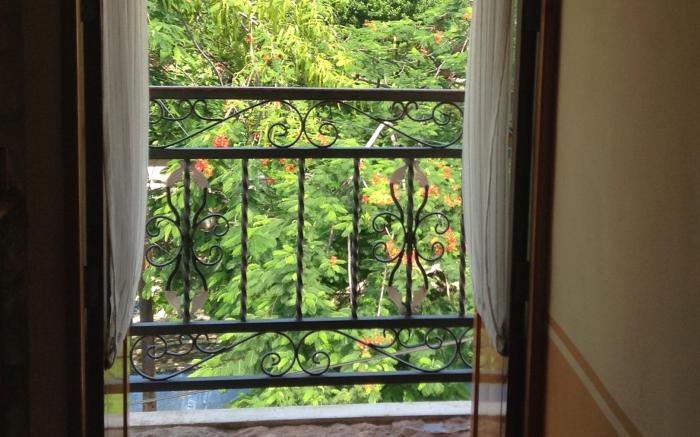 Cancun International Suites