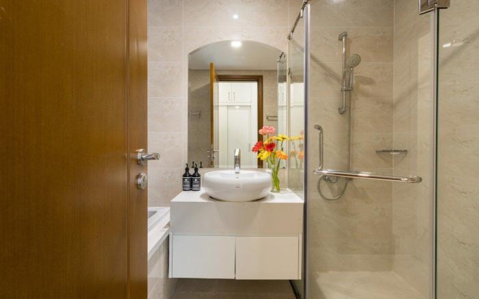 Vinhomes Central Park 2BR with Entire HCM View