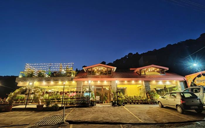 Dippy's The Boutique Hotel