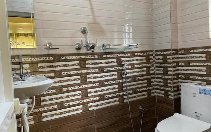 Jay Sambhoo Pumdikot Lodge and Restaurant