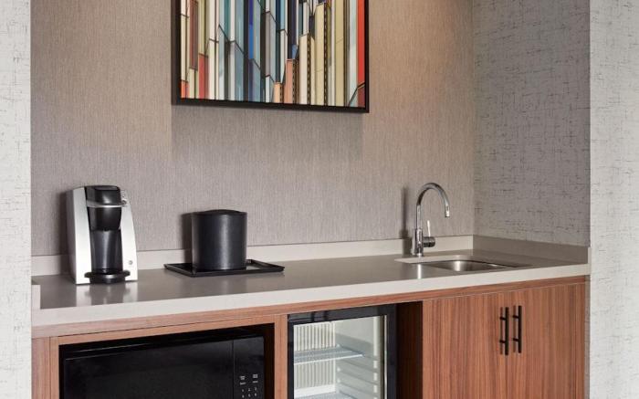 Courtyard by Marriott Hamilton