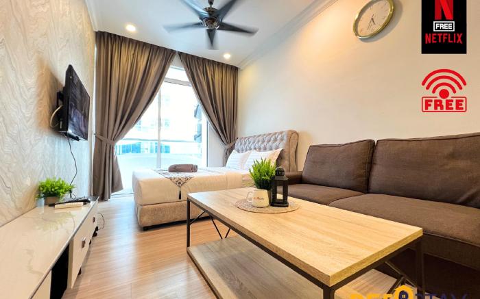 Melaka The Wave Residences Pool View Netflix A1611