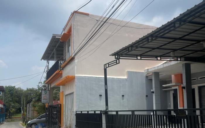 OYO 93850 Njy House Syariah