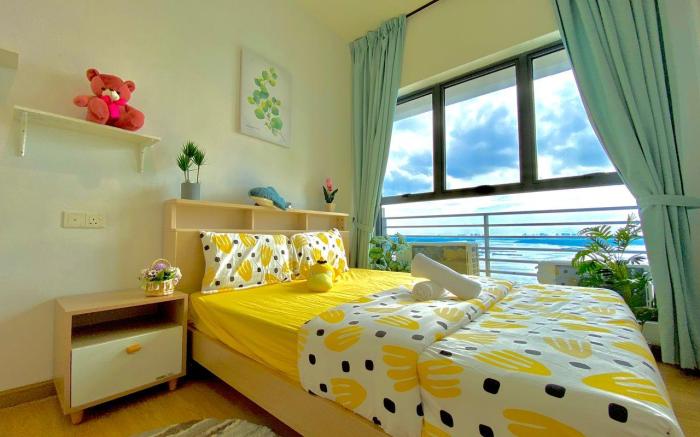 温馨舒适海景套房三房三厕6-12人适合家庭入住金海湾@Danga Bay YIJIAHomestay