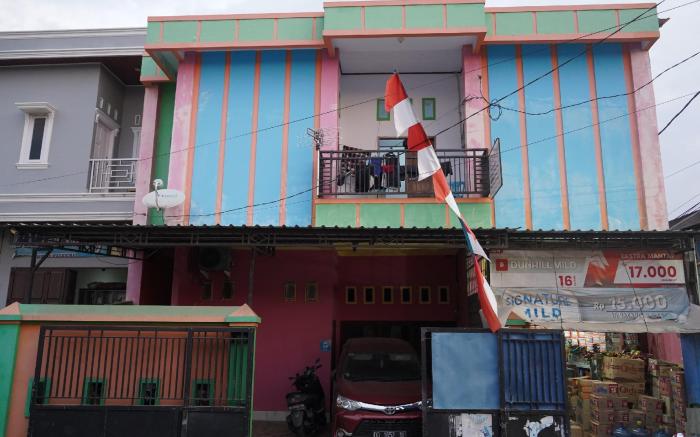 OYO 93876 Athirah Kost Near Permandian Wisata Istana Mappala