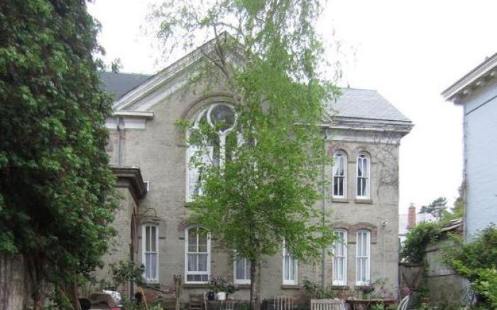 Church Des Artistes
