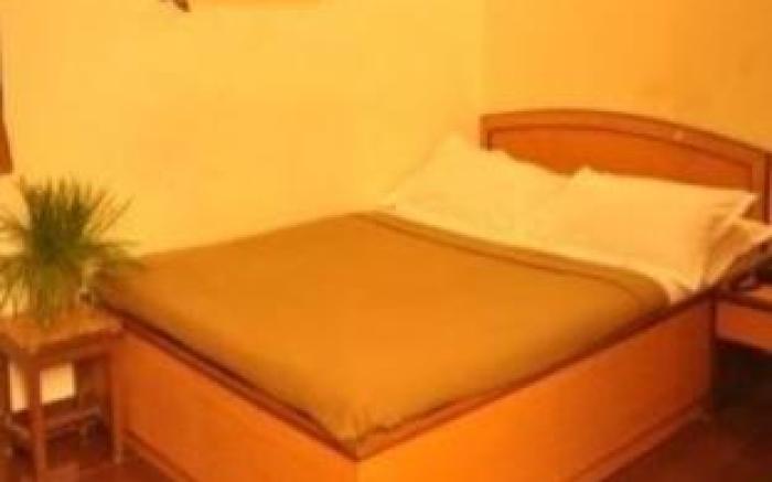 Hotel Hira Palace