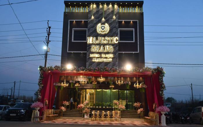 Hotel Majestic Grand By MNG Rooms