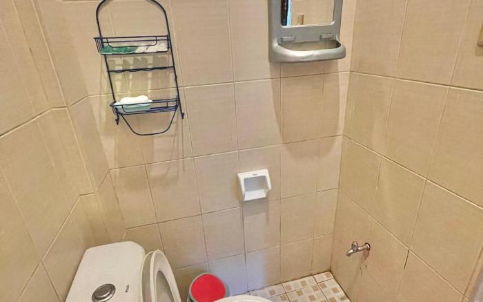 Master Monkey Hostel