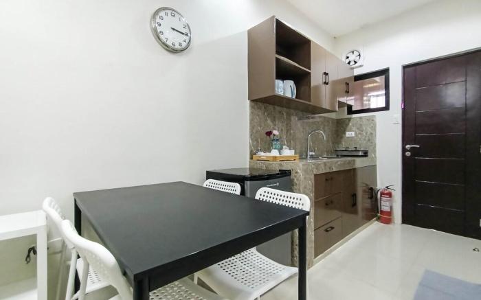 Manzil Anilao 2 Bedroom Apartment in Anilao/Unit 4