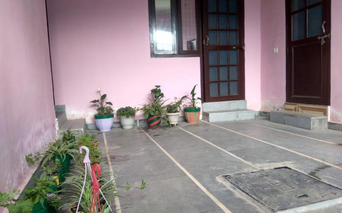 Goroomgo Herb Club Homestay Near Mall Road Bhimtal