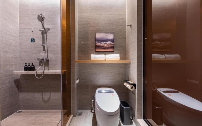 Atour Hotel Guiyang Dashizi Square