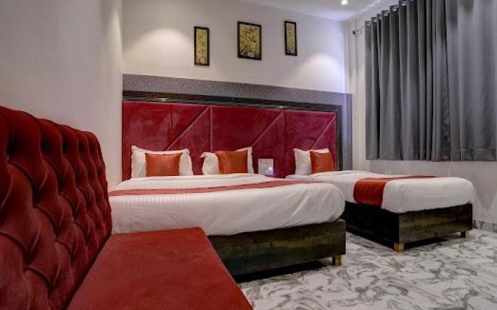 Hotel Golden Palace Residency