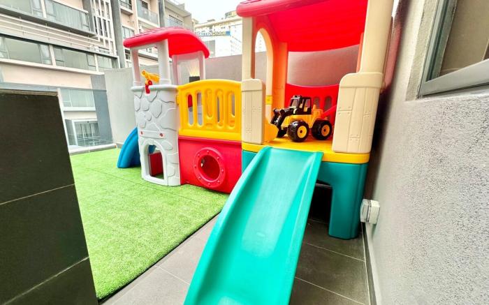 MWHoliday【PrivateJACUZZI Suites】FunPlayground