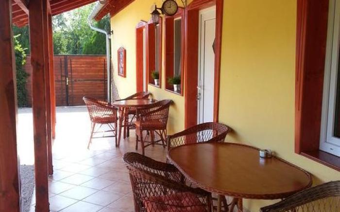 Borostyan Apartmanhaz