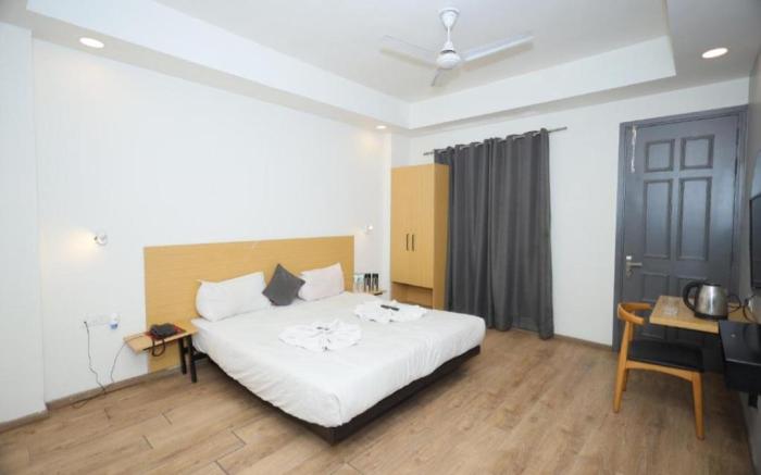 Hotel Wedlock Near Artemis Hospital