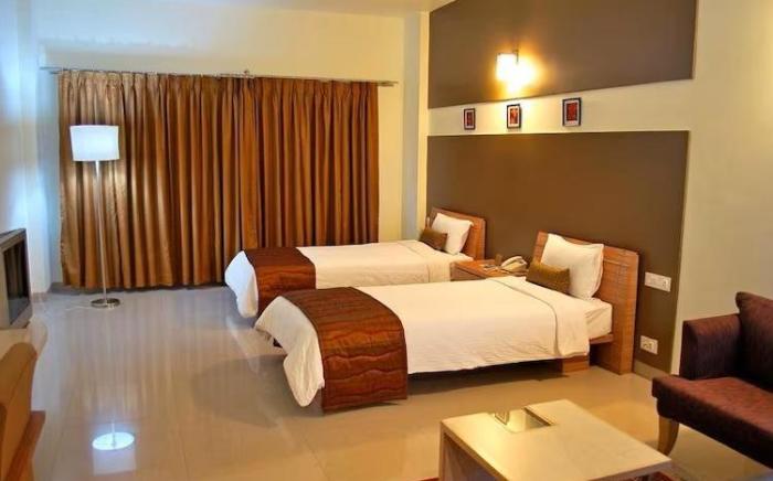 HOTEL EEFA