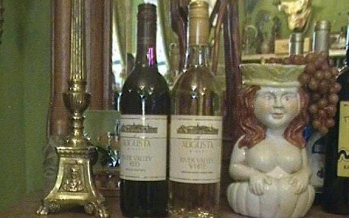 Riverview Mansion Hotel