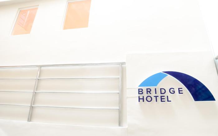 Bridge Hotel