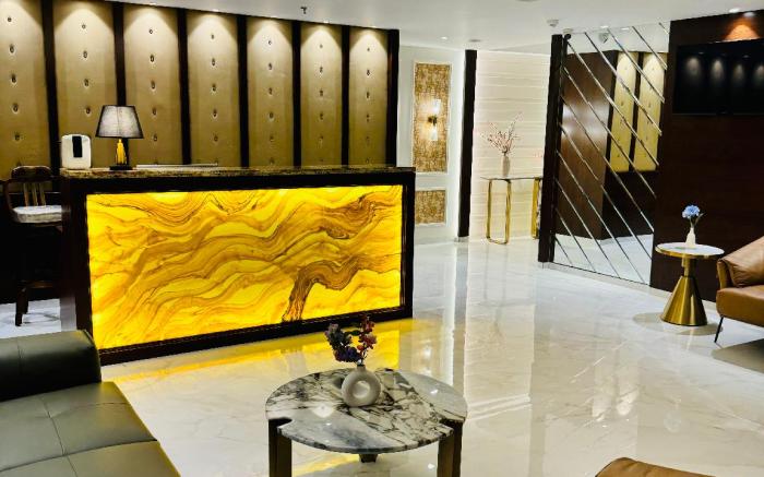 InstaFeel Hotel