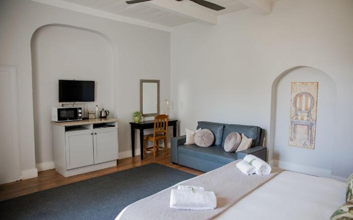 Elianthe's Guest House