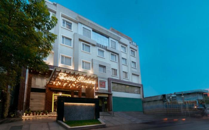 Costa Riviera Hotel