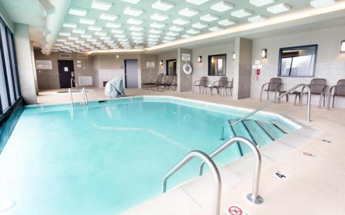 Drury Inn & Suites Kansas City Airport