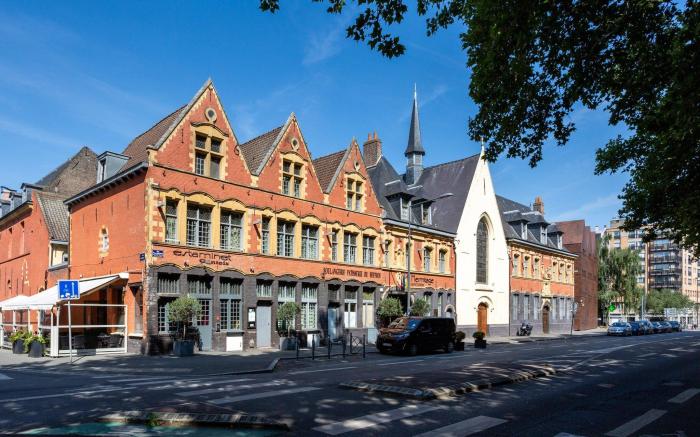 L'Hermitage Gantois, Autograph Collection