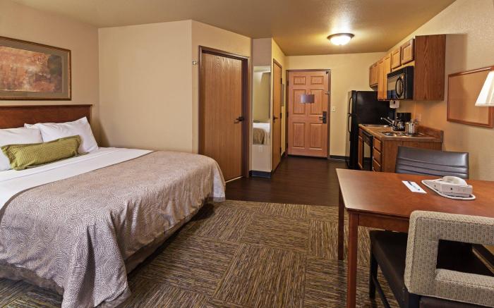 Candlewood Suites St. Robert By IHG