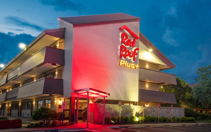 Red Roof PLUS+ Secaucus - Meadowlands - NYC