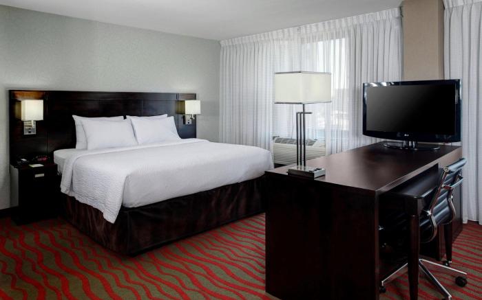 Courtyard by Marriott St. Cloud