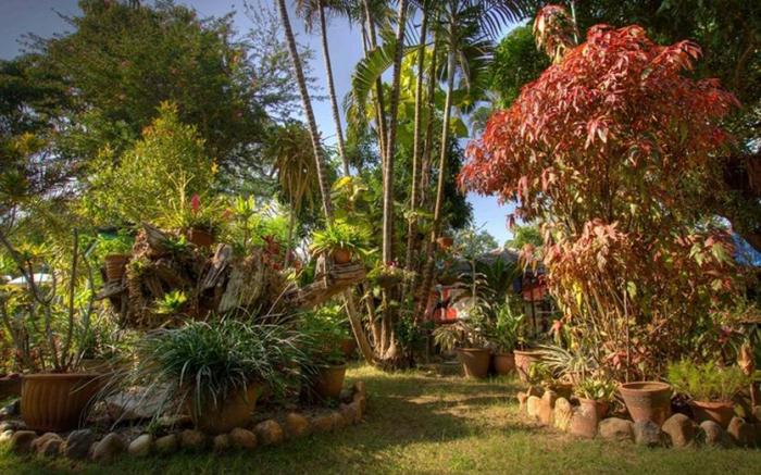 Riverside Resort