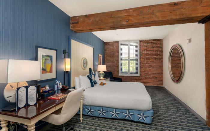 Argonaut Hotel